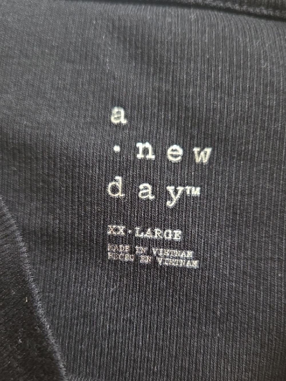 Bundle of ribbed, crew neck t-shirts - Picture 2 of 3